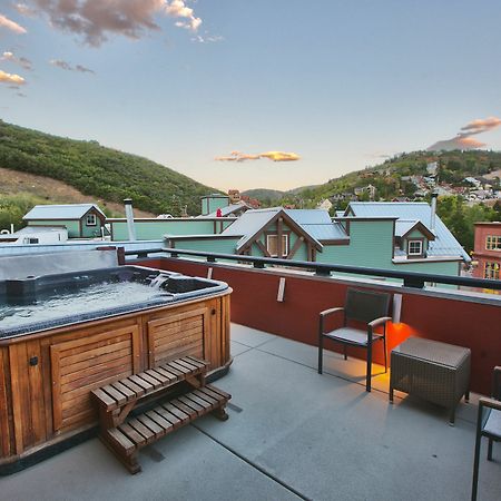 Main & Sky Villa Park City Eksteriør billede