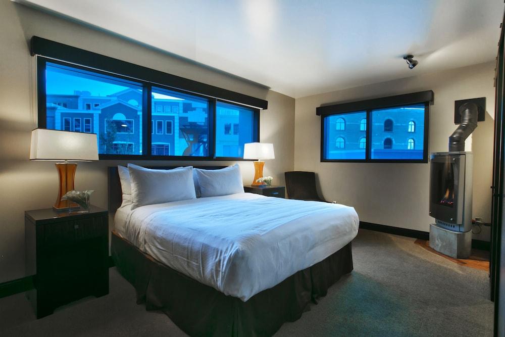 Main & Sky Villa Park City Eksteriør billede