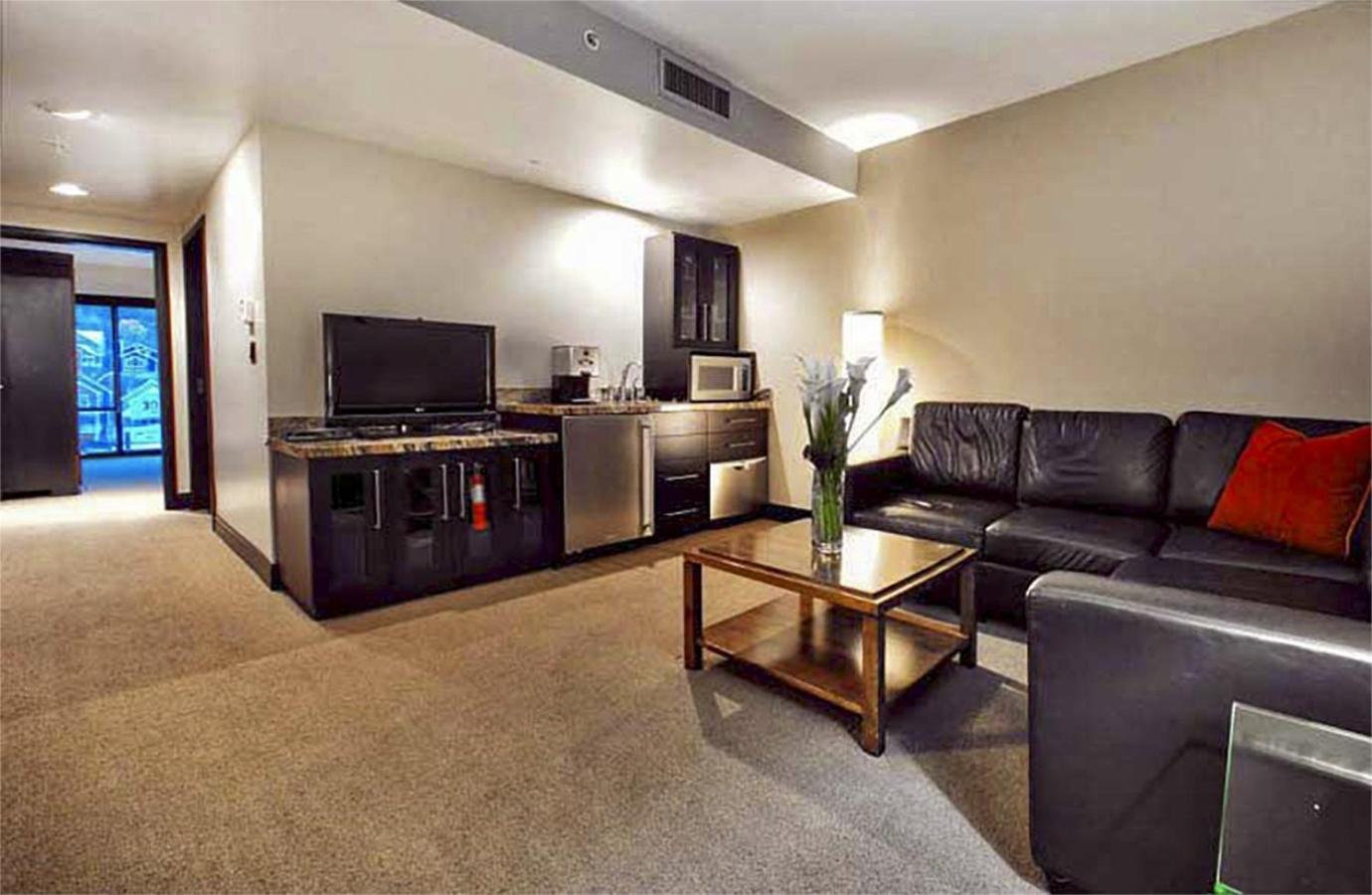 Main & Sky Villa Park City Eksteriør billede