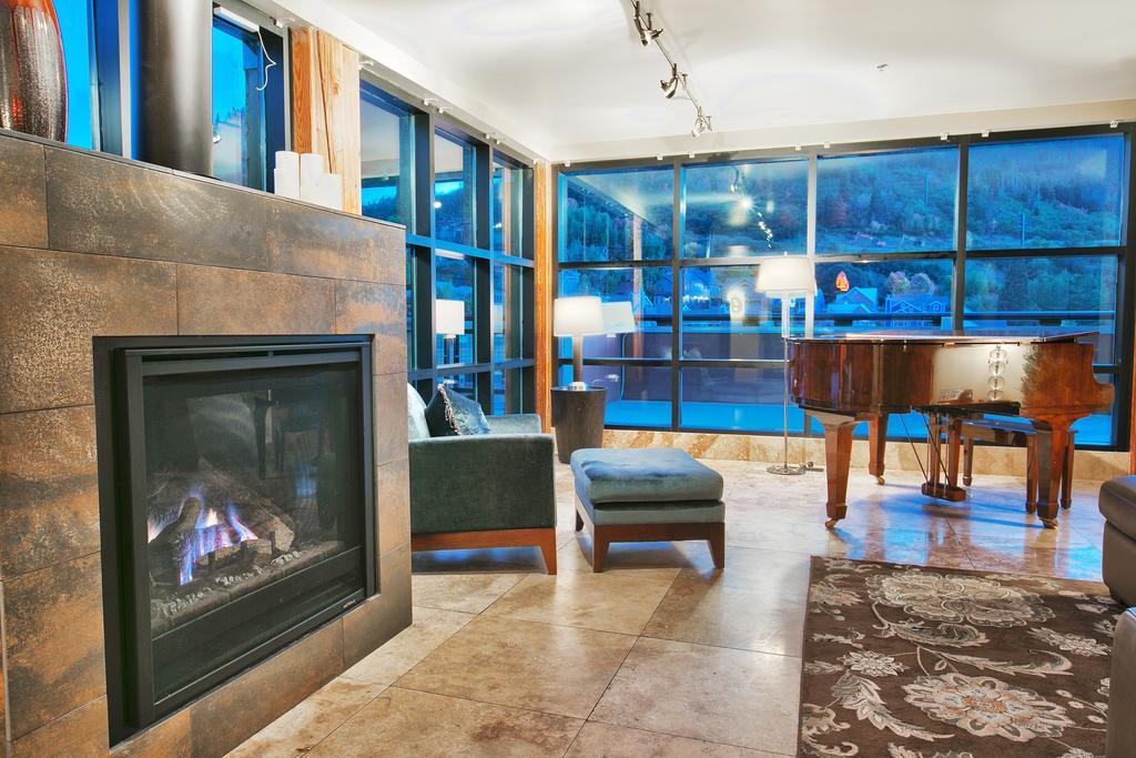 Main & Sky Villa Park City Eksteriør billede