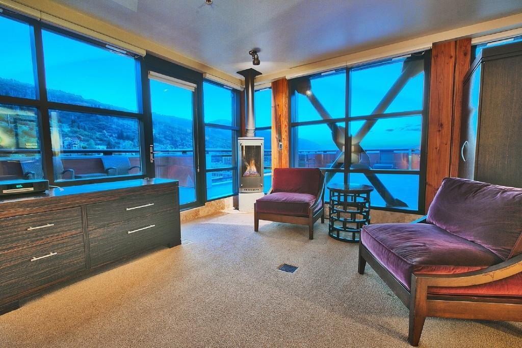 Main & Sky Villa Park City Værelse billede